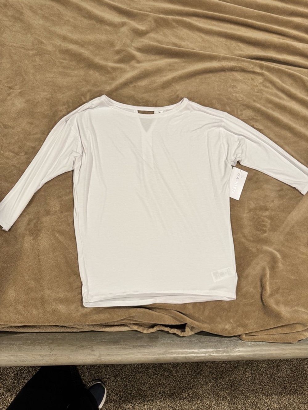 Athleta WHITE  EASE IN TOP 3/4 Sleeve Lightweight Top sold out
